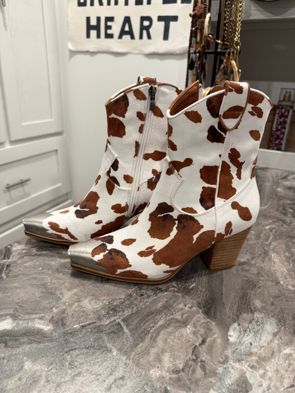 BEAST FASHION Brown & White Cow Print Western Ankle Boots - Picture 9 of 9